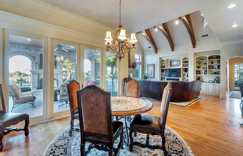 6558 Saucon Valley Drive 76132, Mira Vista, John Zimmerman, Briggs Freeman Sotheby's luxury home for sale in Fort Worth-breakfast