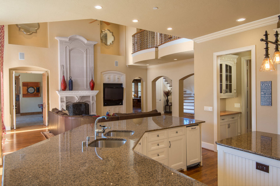 5607 Coolwater Cove Frisco 75034, Maureen Steitle, Briggs Freeman Sotheby's luxury homes for sale in Frisco-kitchen