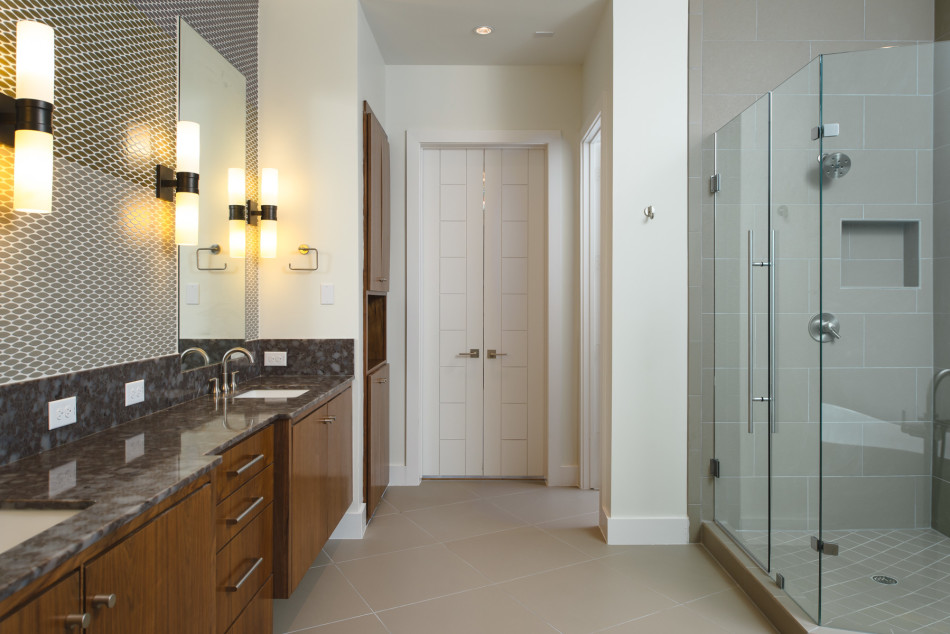 5717 Preston Haven Drive 75230, Inwood Road Estates, Angela Thornhill, Briggs Freeman Sotheby's luxury home for sale in Dallas-bathroom3