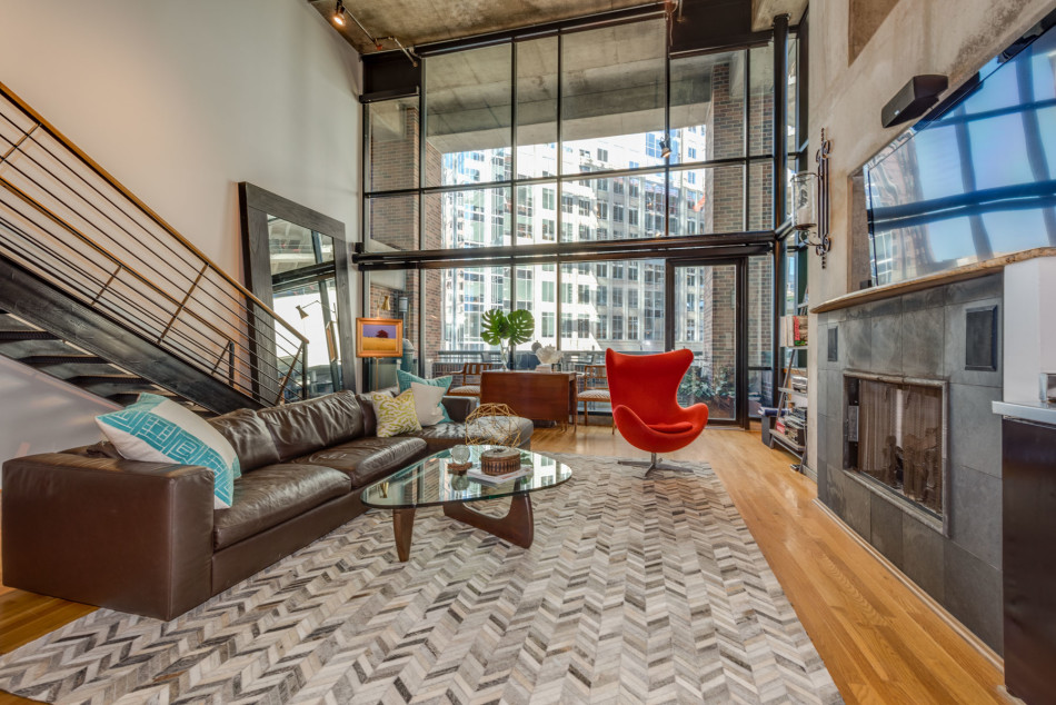 1999 McKinney Avenue #606 75201, Uptown Dallas, Christy Berry, Briggs Freeman Sotheby's luxury home for sale in Dallas-living