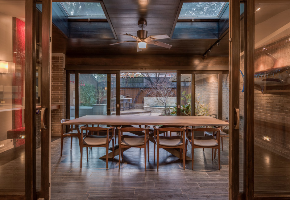 3821 Fairfax Avenue 75209, Mockingbird Park, Jonathan Rosen, Briggs Freeman Sotheby's luxury home for sale in Dallas-sunroom