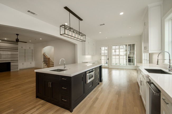 4445 Larchmont Street Dallas 75205, Tiffany Jackson, Briggs Freeman Sotheby's luxury homes for sale in University Park TX-kitchen and den