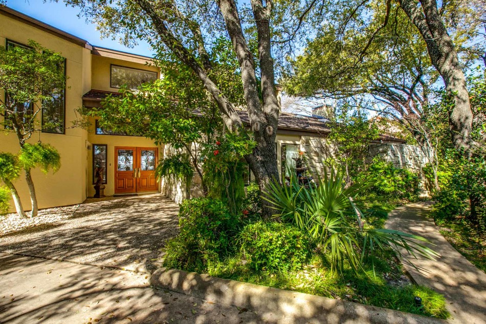 7945 Summit Cove 76179, Lake Country Estates, Bip Nauta, Briggs Freeman Sotheby's luxury homes for sale in Fort Worth-exterior