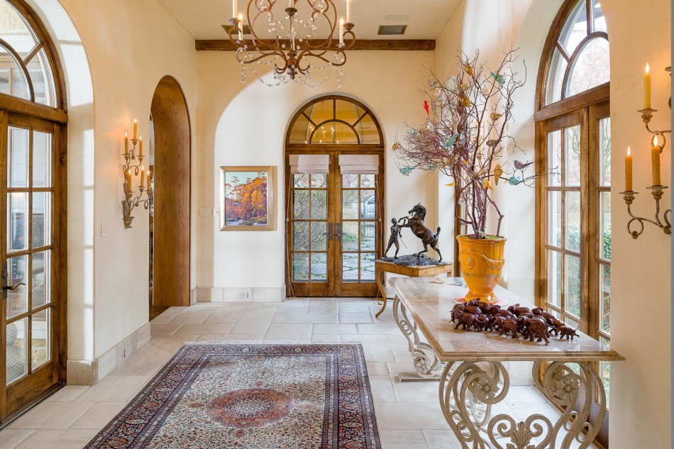 10620 Strait Lane 75229, Preston Hollow, Lisa Besserer, Briggs Freeman Sotheby's luxury home for sale in Dallas-Spring entry