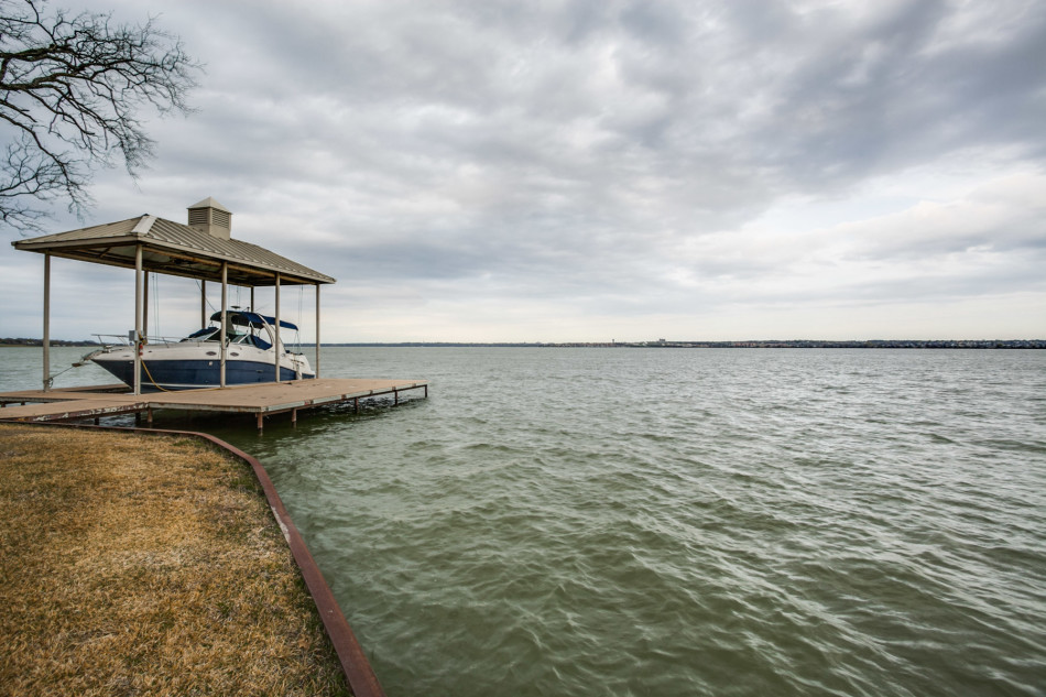 2624 Lakewood Drive 75088, Lake Ray Hubbard, Cortney Bailey, Briggs Freeman Sotheby's luxury homes for sale in Rowlett-boat