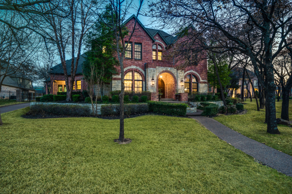 411 Marshall Road 76092, Gabriella Miller, Briggs Freeman Sotheby's luxury homes for sale in Southlake-exterior
