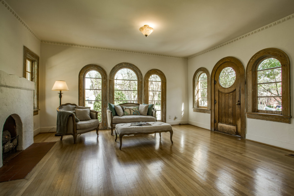 5436 Monticello Avenue 75206, M Street, Judy Sessions, Briggs Freeman Sotheby's luxury home for sale in Dallas-sitting2