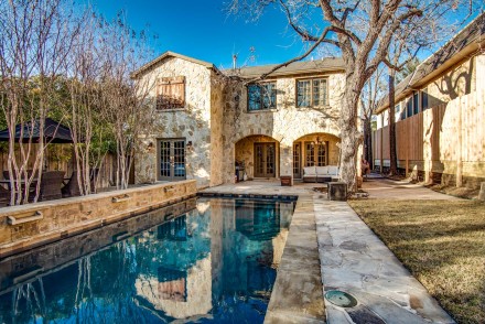 5617 Collinwood Avenue Fort Worth 76107, Leigh Crates, Briggs Freeman Sotheby's luxury homes for sale in Fort Worth-pool