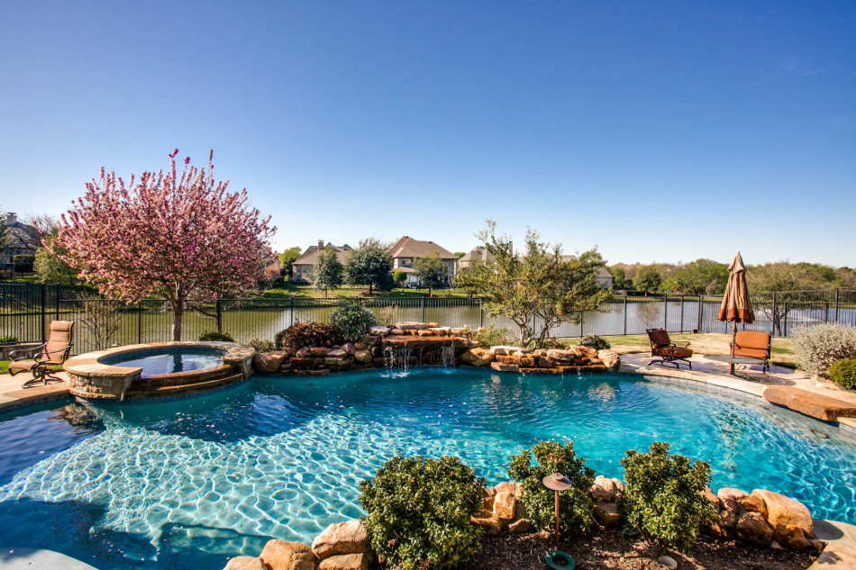 5851 Sweeney Trail 75034, Maureen Steitle, Briggs Freeman Sotheby's luxury homes for sale in Frisco-pool