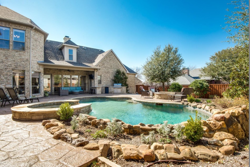5903 Shy Drive 75034, Maureen Steitle, Briggs Freeman Sotheby's luxury home for sale in Frisco-pool