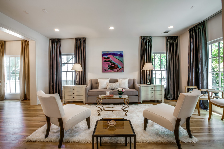 2527 Auburn Avenue 75214, Lakewood, Penny Cook, Briggs Freeman Sotheby's luxury home for sale in Dallas-sitting