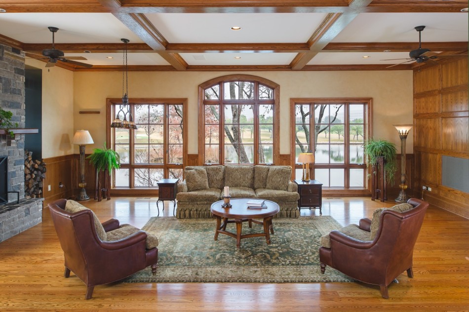 303 Steeplechase Drive 75062, Las Colinas Country Club, James Keoughan III, Briggs Freeman Sotheby's luxury homes for sale in Irving-living