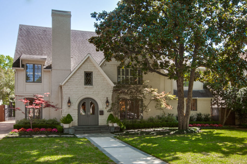 3305 Caruth Boulevard 75225, University Park, Michelle Wood, Briggs Freeman Sotheby's luxury homes for sale in Dallas-exterior