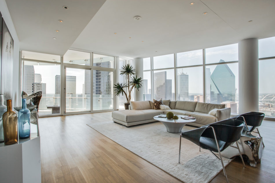 1918 Olive Street #2602 75201, Museum Tower, Arts District, Ilene Christ, Briggs Freeman Sotheby's luxury homes for sale in Dallas-living