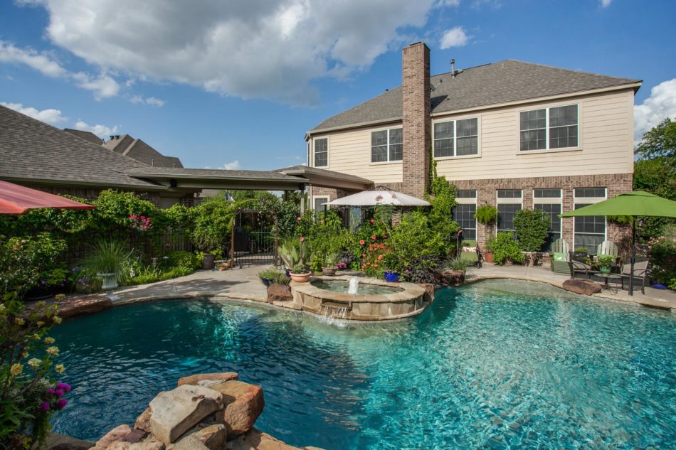 600 Trailhead Drive 76092, Southlake, Nicole Smith, Briggs Freeman Sotheby's luxury homes for sale in Southlake-pool