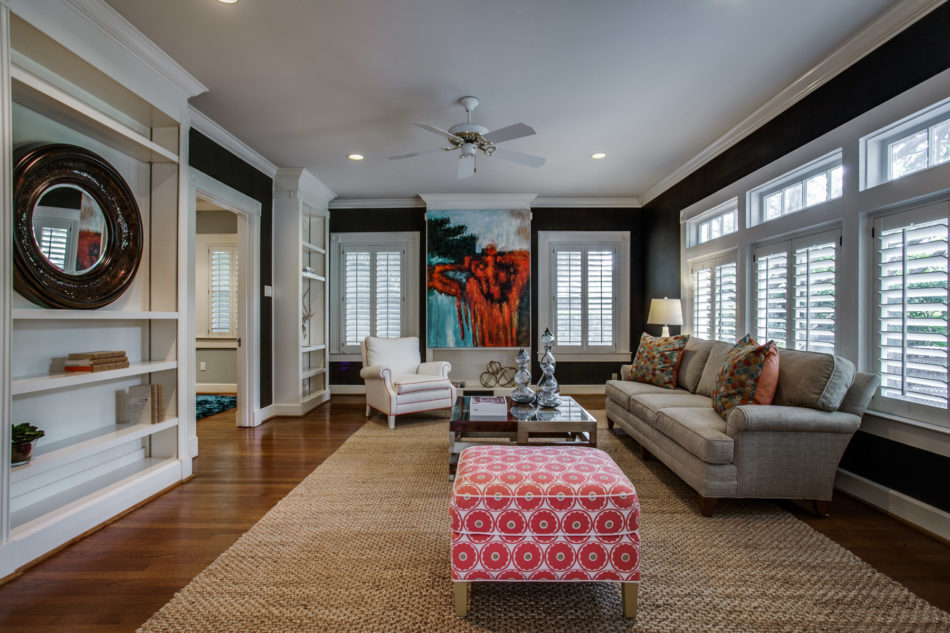6155 La Vista Drive 75214, Swiss Avenue Historic District, Elizabeth Mast, Briggs Freeman Sotheby's luxury homes for sale in Dallas-sitting2