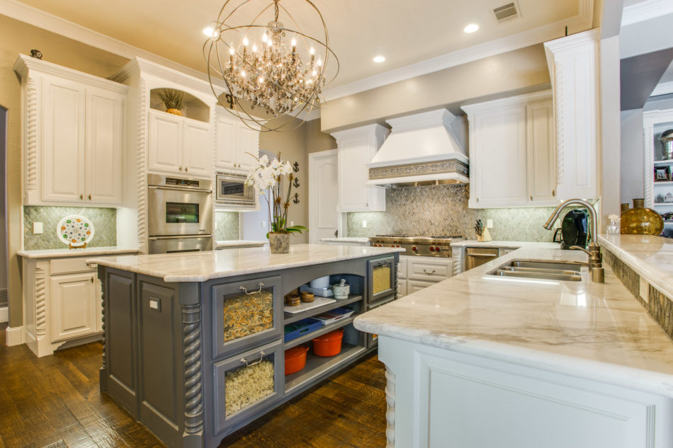 6634 Aberdeen Avenue 75230, Preston Hollow, Christopher McGuire, Briggs Freeman Sotheby's luxury homes for sale in Dallas-kitchen