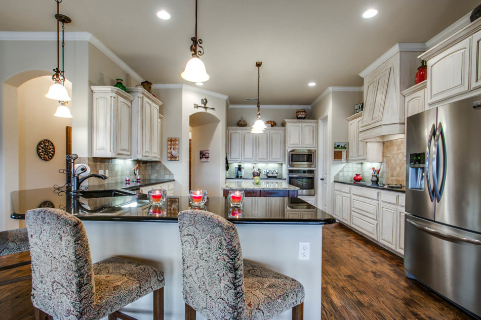 140-solano-circle-aledo-tx-76008-kitchen