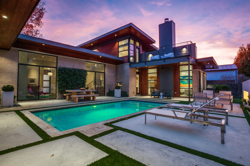 5351 Livingston Ave Dallas 75209- pool