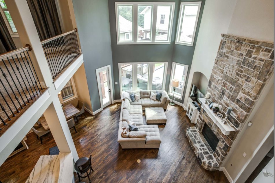6032 Richmond Avenue 75206, Lower Greenville, Missy Woehr, Briggs Freeman Sotheby’s International Realty home for sale-living