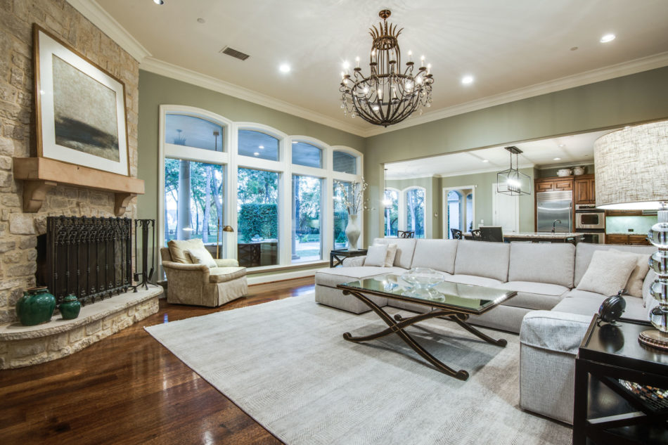 748 Deforest Road Coppell 75019- living