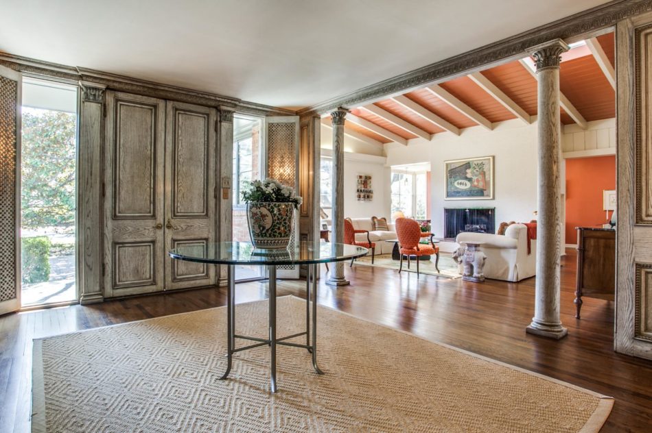 5337 Wenonah Drive | Greenway Parks | Listed by Susan Marcus entry